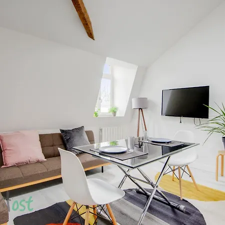 Jasmine-close To Station,grd Palais,zenith&center Apartment